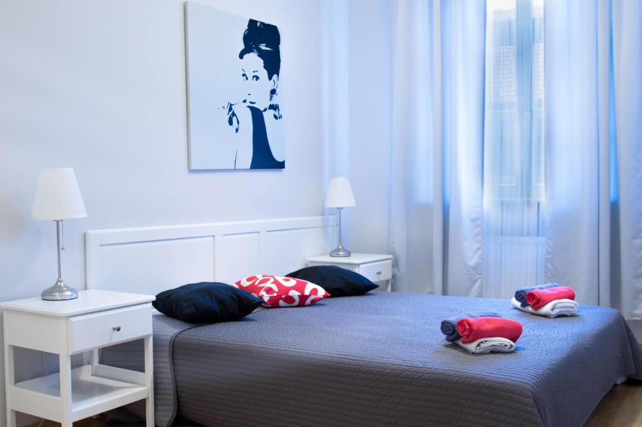 Florianska Gate Luxury Apartments Cracovia Exterior foto