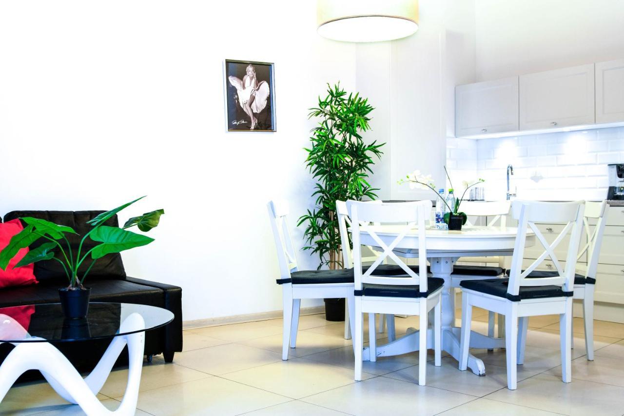 Florianska Gate Luxury Apartments Cracovia Exterior foto